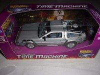 1/24 VOITURE DU FILM DELOREAN "RETOUR VERS LE FUTUR" EPISODE 1-1983-WELLY22443